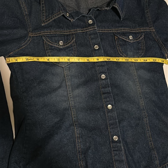 Periscope Denim Button Down Shirt Runs Small - Picture 5 of 6